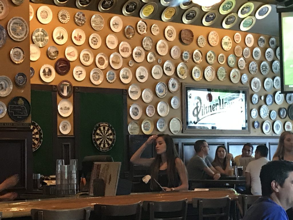 【海外旅行】アメリカ・ノースカロライナ「フライングソーサー」オススメ アラフォー婚活「国際結婚」ブログ@らぶ大学